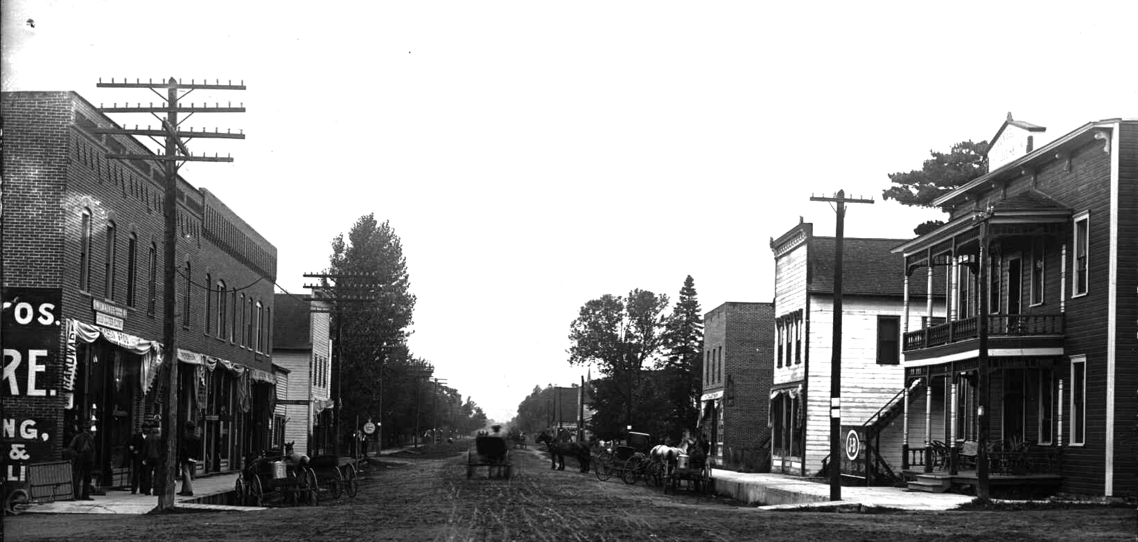 Main St. Looking North - click image!